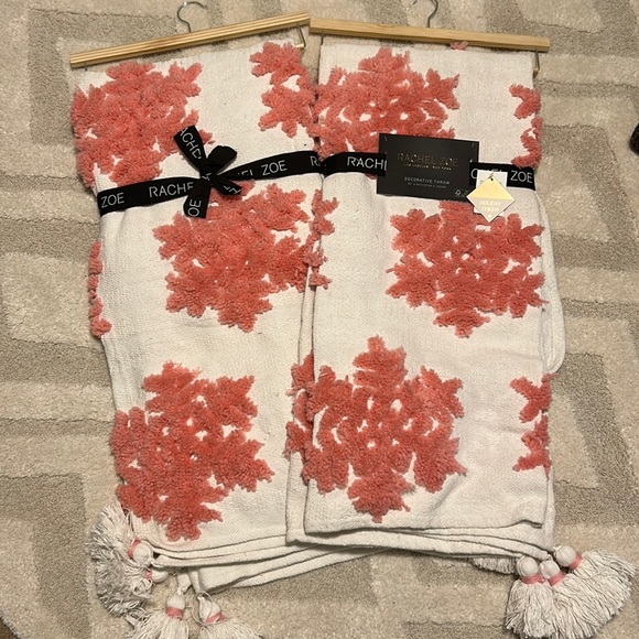 Rachel Zoe Bedding Rachel Zoe Pink Snowflake Blankets Final Mark